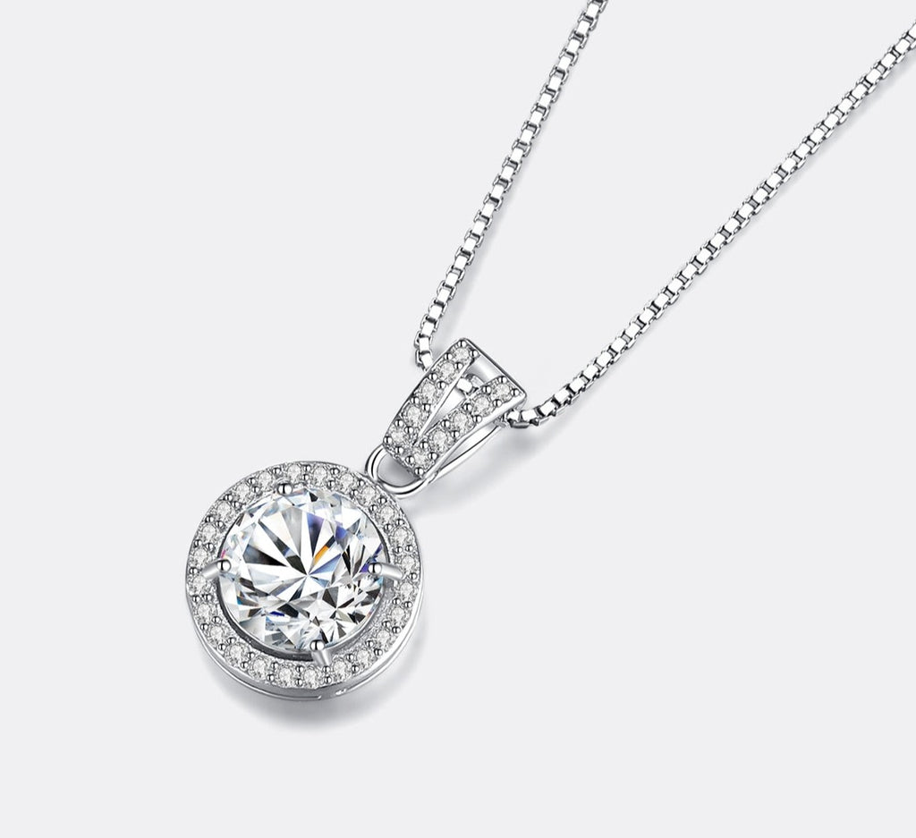 Moissanite Diamond Pendant Necklaces For Women 925 Sterling Silver Luxury Chain Trending Iced Bling Wedding Jewelry