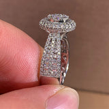 Women's Ring Full Paved Shiny Cubic Zirconia Stone Bow Shaped New Designed Lady Fashion Jewelry