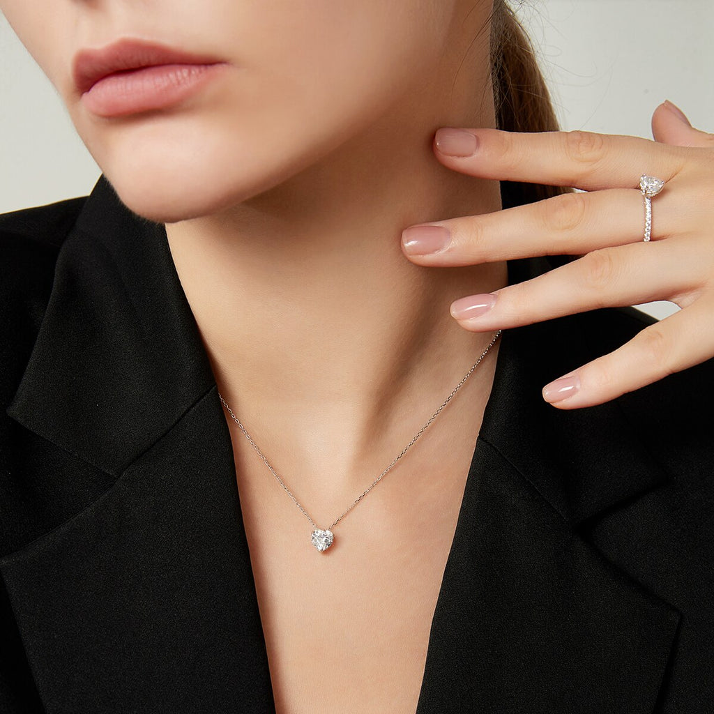 Wedding Band How To Wear A Heart Shaped Engagement Ring Black